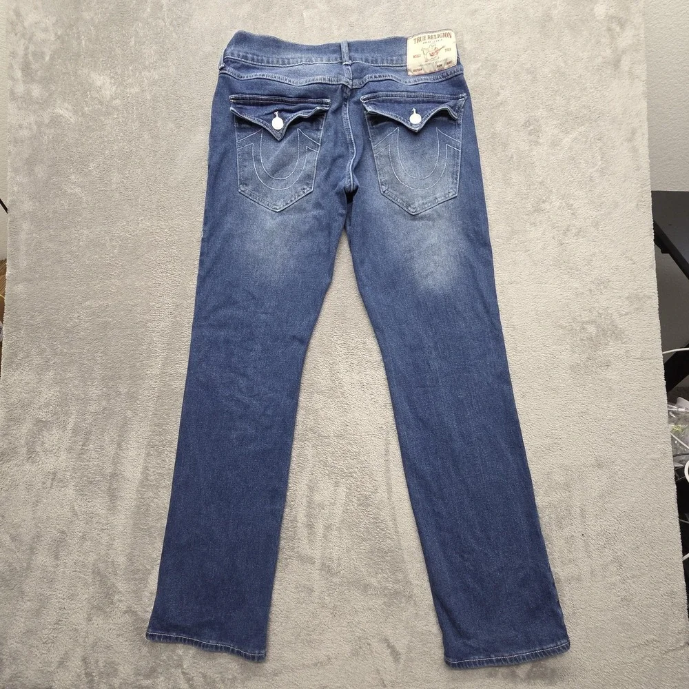 True Religion Ricky Relaxed Straight Jeans Mens Measured 34x32 Blue Medium Wash